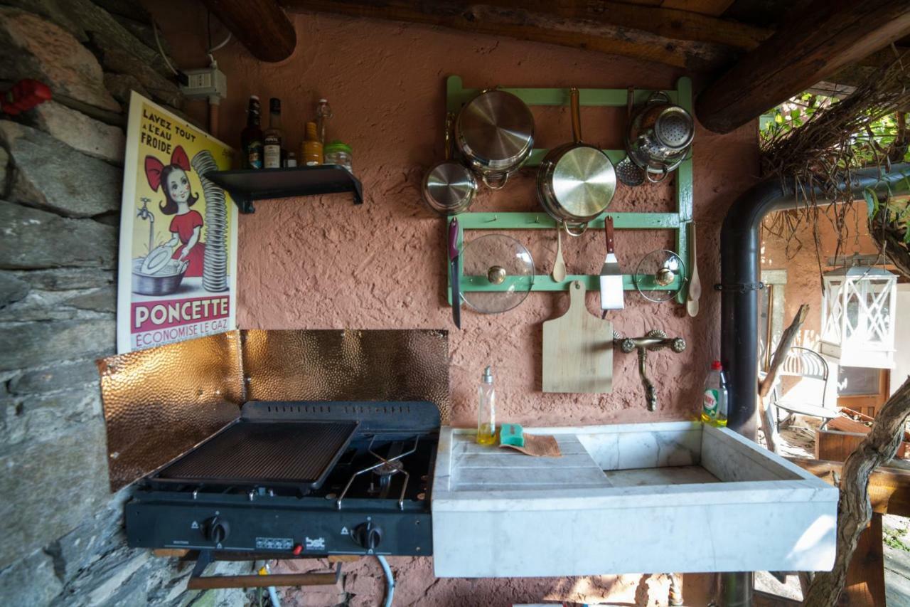 La Vecchia Casa Rosa Lägenhet Cannero Riviera Exteriör bild