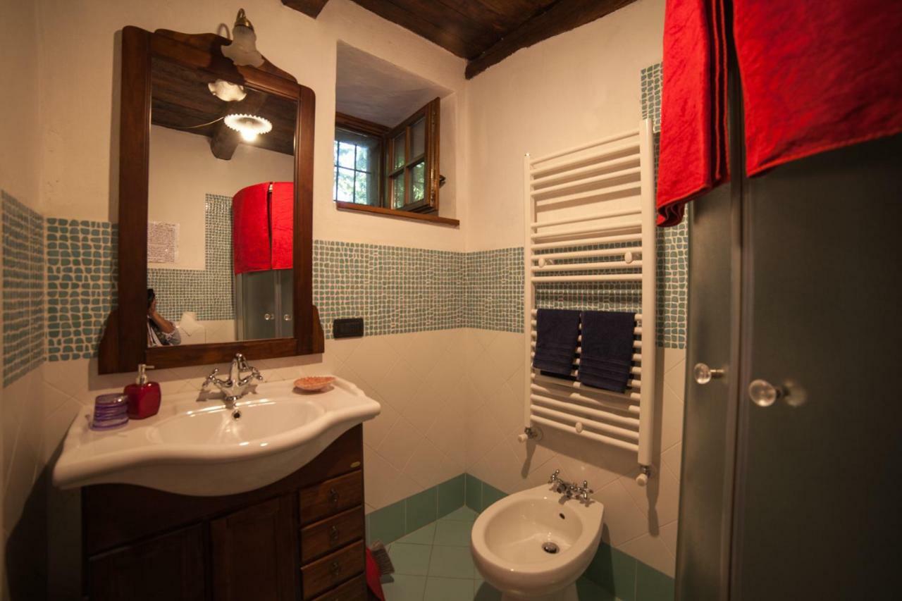 La Vecchia Casa Rosa Lägenhet Cannero Riviera Exteriör bild
