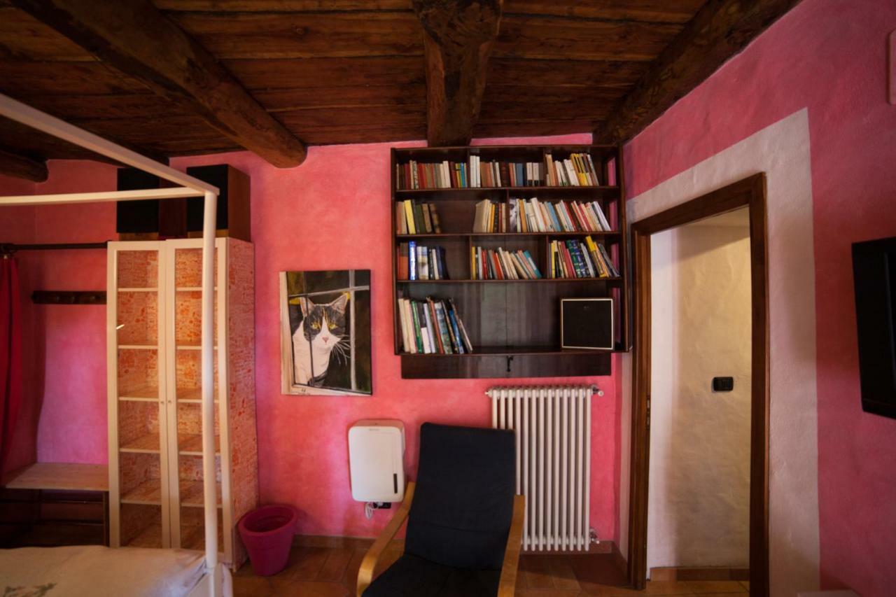 La Vecchia Casa Rosa Lägenhet Cannero Riviera Exteriör bild