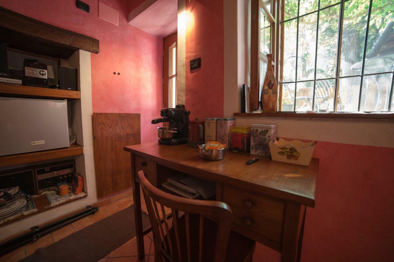 La Vecchia Casa Rosa Lägenhet Cannero Riviera Exteriör bild